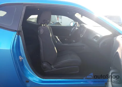 2015 Dodge Challenger R/T из США, поврежденный, VIN 2C3CDZAT9FH843296